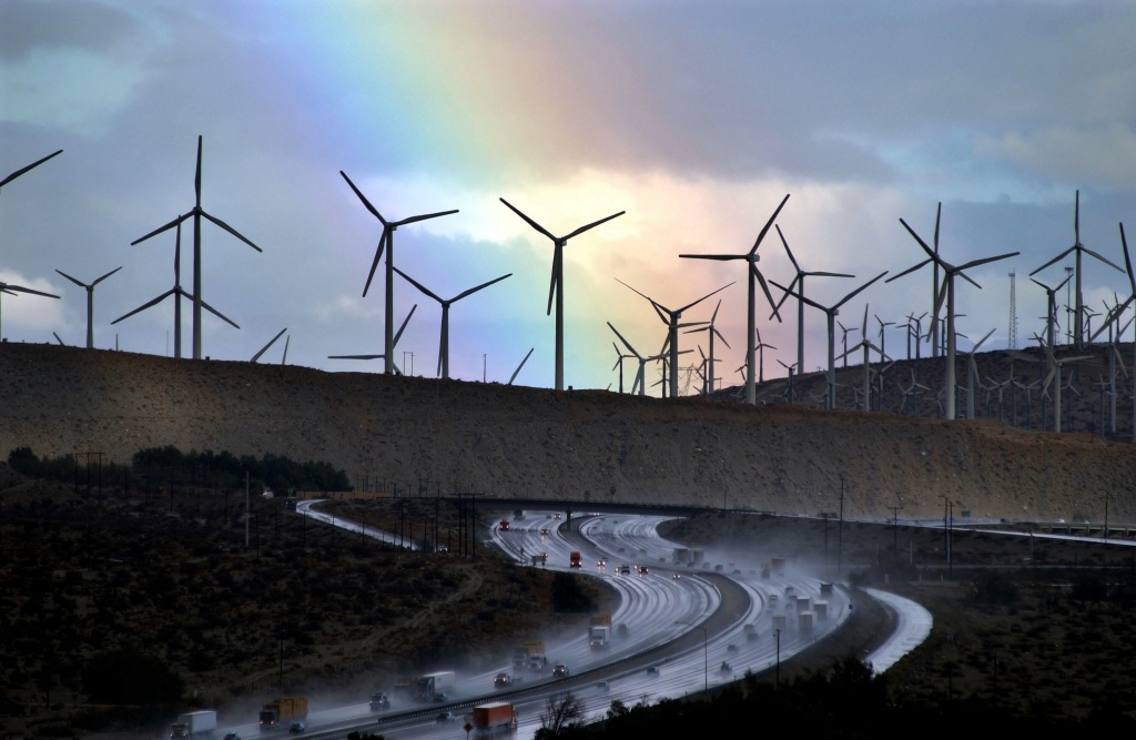 Storm Eases Over Windfarms A rainbow forms behind giant windmills near rain-soaked Interstate 10 as an El Nino-influenced storm passes over the state on December 17, 2002 near Palm Springs, California.