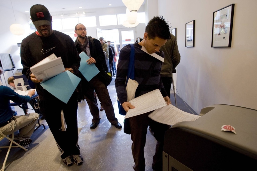 2332_transform-1920x1280.jpg People wait to submit their ballots in San Francisco in 2012.