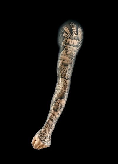 jacques-chirac-photo-john-weinstein_custom-2e878ec52d4ae2a59e2685e22834ff2cf45f6b60-s400-c85.jpg Chuey Quintanar's tattooed silicone arm.