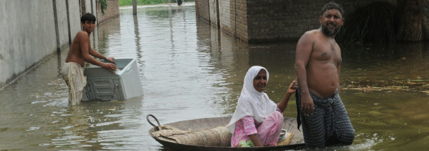 Pakistani flood survivors evacuate from a flooded area of Pathan Wala on August 16, 2010. Pakistan's devastating floods are now threatening ancient archeological sites, on top of leaving millions of people dependent on humanitarian aid to survive, an antiquities official said.