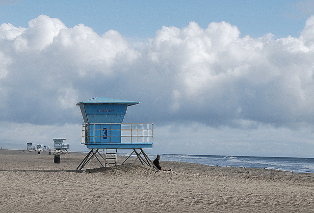 Orange County S Huntington State Beach Advisory Ends After Shark Huntington State Beach Advisory Ends