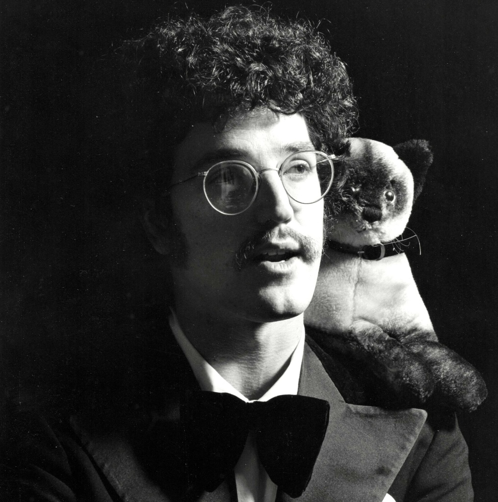 David Misch, when he was suffering from Cat on the Back Disease. He's better now. David Misch, when he was suffering from Cat on the Back Disease. He's better now.