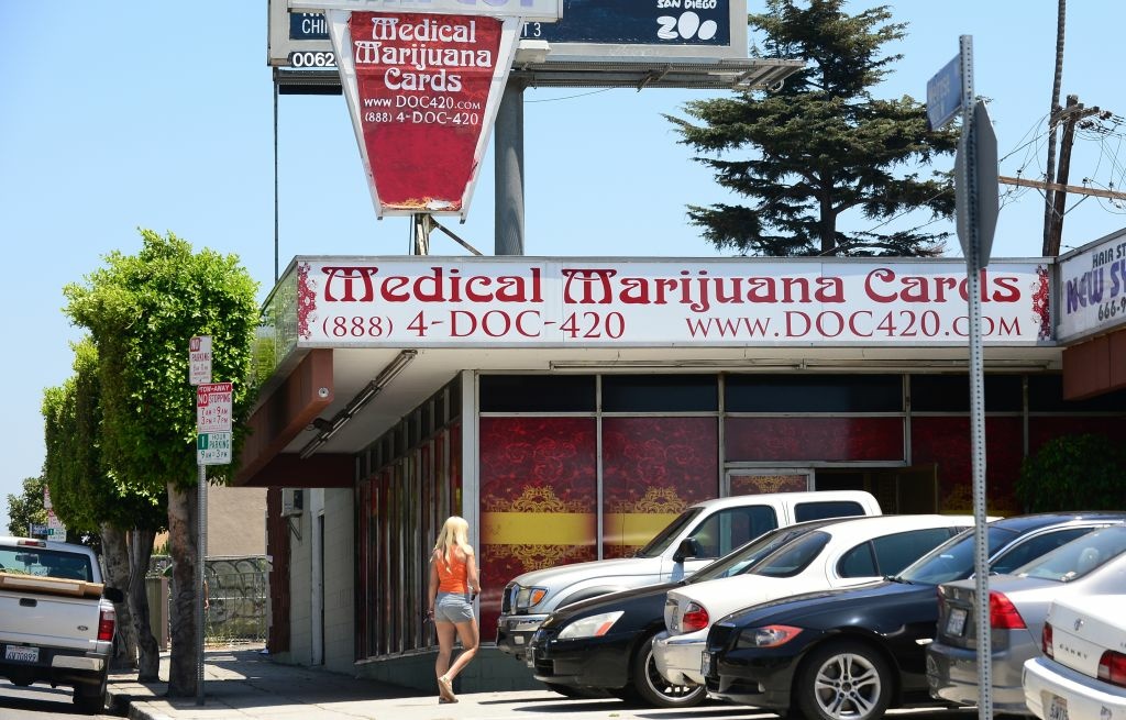 Group sues Los Angeles to block medical marijuana shop ban 89.3 KPCC
