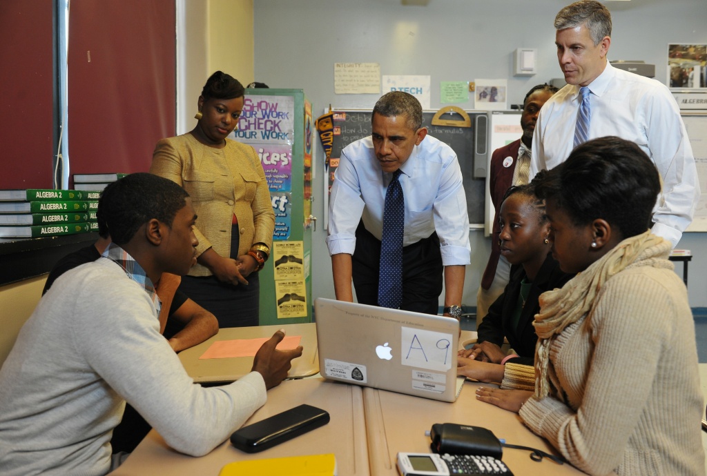 US-POLITICS-OBAMA-TECH-TOUR