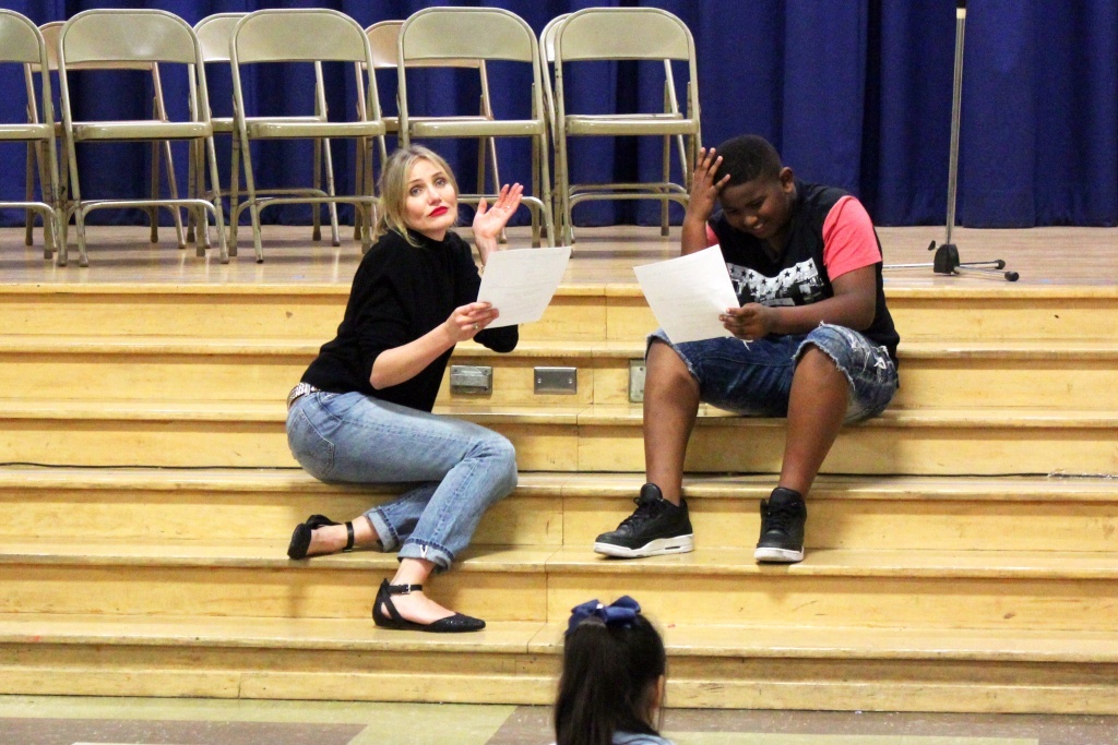 Joyner musical Actress Cameron Diaz, the school's celebrity mentor through Turnaround Arts: California, reads a scene from