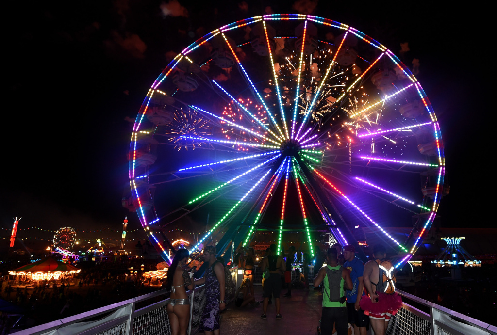 California man dies at Electric Daisy Carnival in Las Vegas 89.3 KPCC
