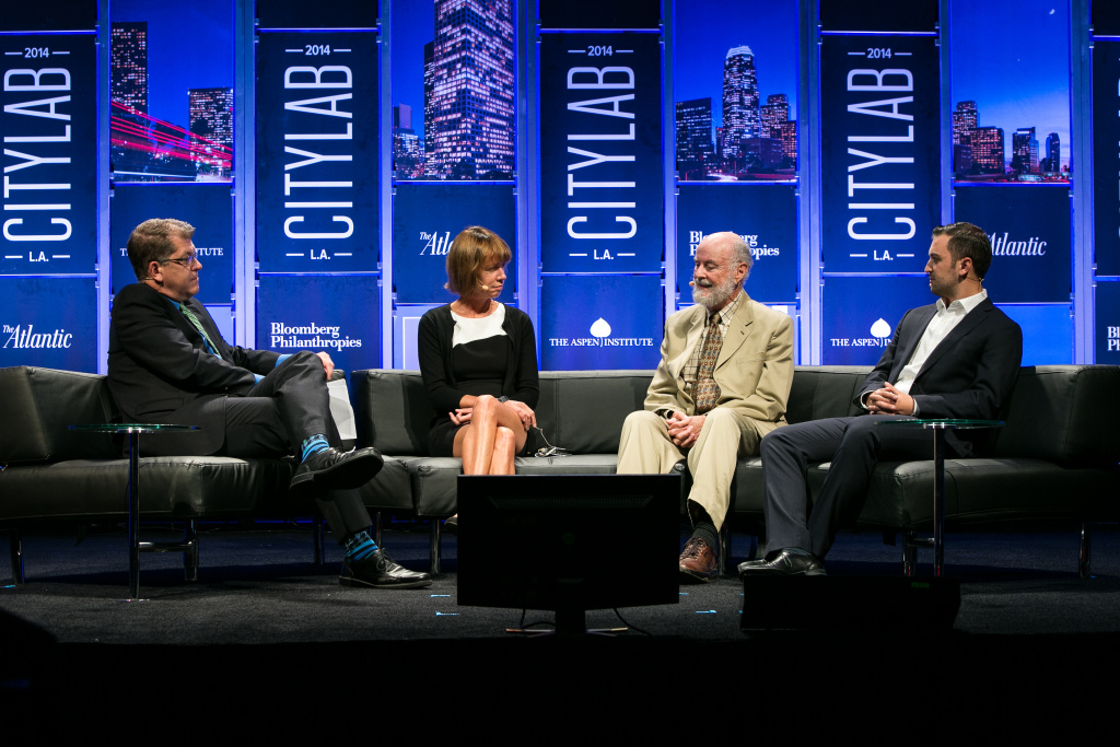 Janette Sadik-Khan (center) of Bloomberg Associates discusses Janette Sadik-Khan (center) of Bloomberg Associates discusses