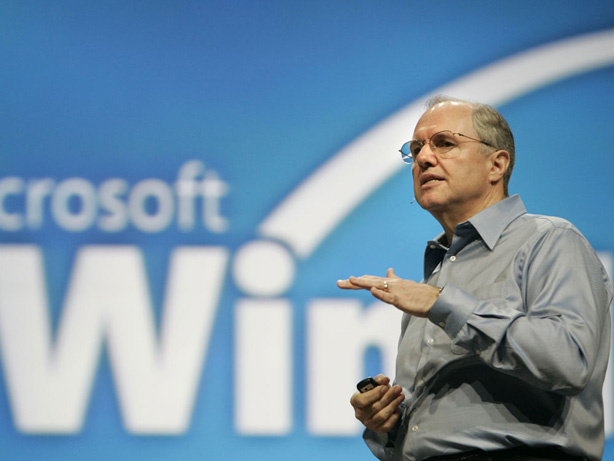 Microsoft chief research and strategy officer Craig Mundie speaks at a 2007 conference. Mundie says Microsoft is preparing for the arrival of new microprocessors, which will power souped-up computers and devices.