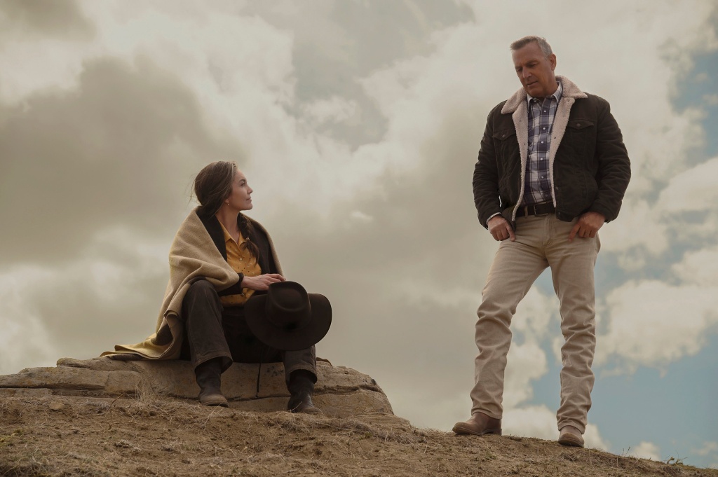 Kevin Costner and Diane Lane in Let Him Go (2020) Kevin Costner and Diane Lane in Let Him Go (2020).