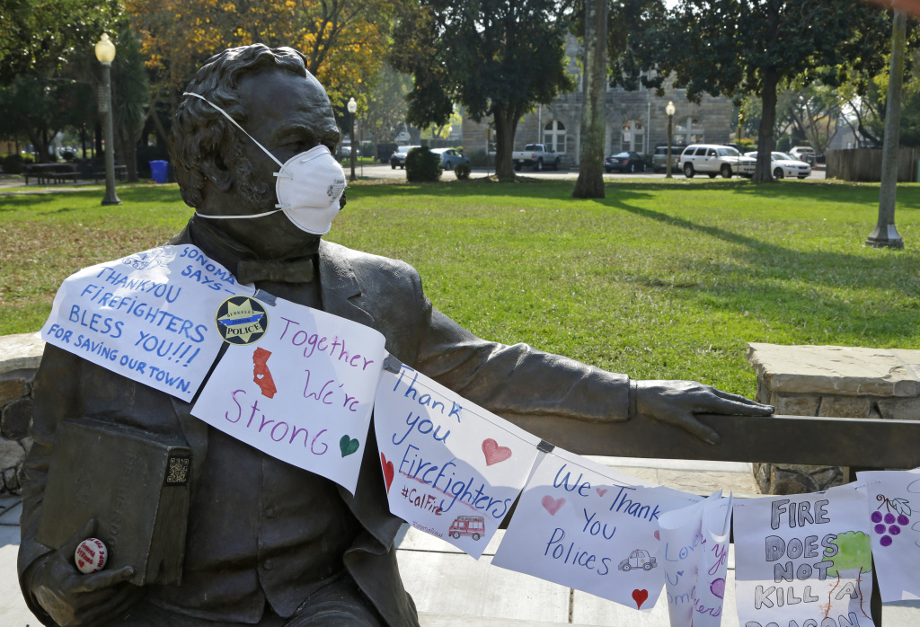California Wildfires A statue of General Vallejo with a mask on his face as well as notes of thanks to fire fighters is seen in Sonoma Square on Wednesday, Oct. 18, 2017, in Sonoma, California.