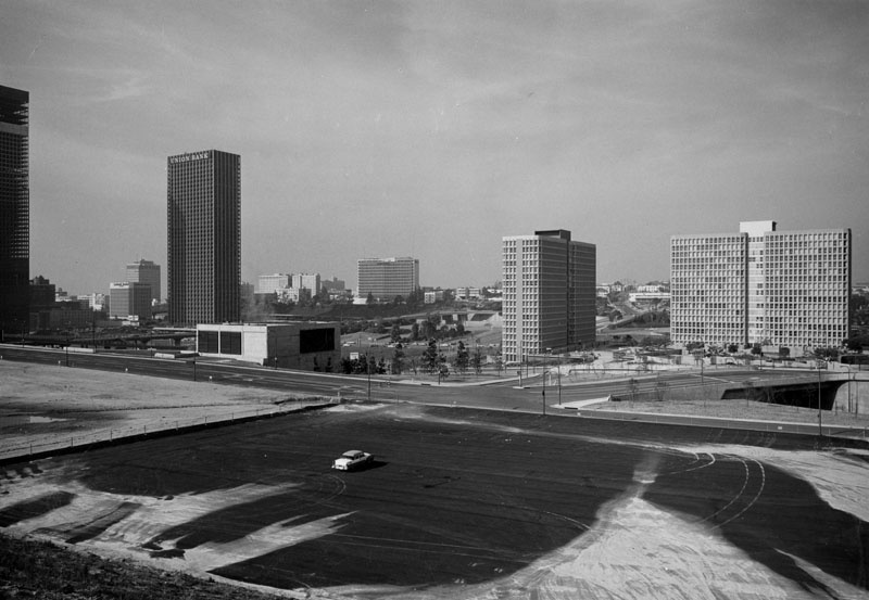 LA looks futuristic in this 1971 view looking southwest from 1st Street and Grand Avenue, showing Bunker Hill yet to be completely redeveloped, but the Bunker Hill Towers and Union Bank can be seen.
