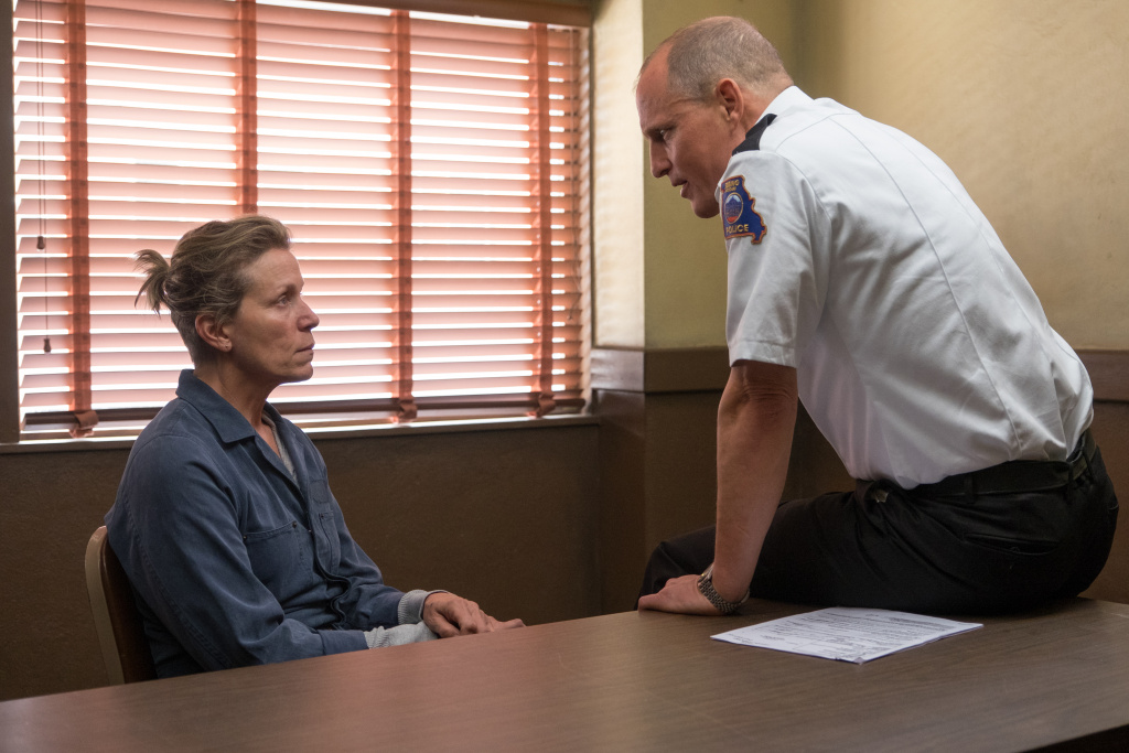 THREE BILLBOARDS OUTSIDE OF EBBING, MISSOURI Frances McDormand and Woody Harrelson in the film THREE BILLBOARDS OUTSIDE EBBING, MISSOURI.