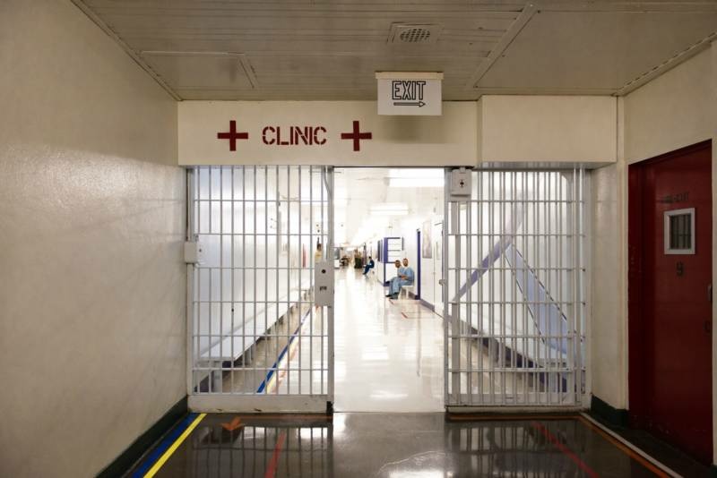 Health Clinic at Los Angeles County jail The health clinic at a Los Angeles County jail on January 17, 2018. Inmates wait on a bench to get medications or see medical providers.