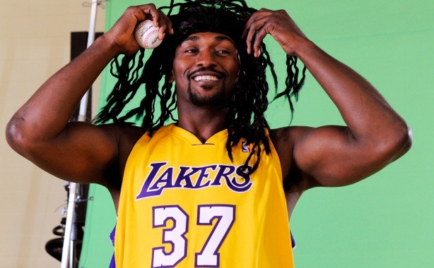 Mercer 18934 Ron Artest #37 of the Los Angeles Lakers - now legally named
