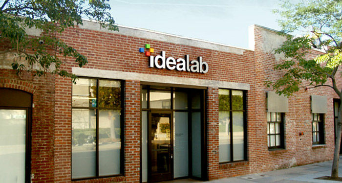 Matt DeBord talks with Idealab founder Bill Gross.