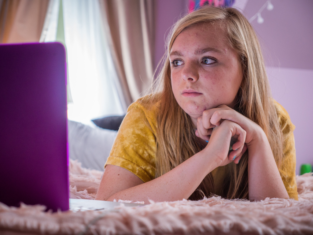 Elsie Fisher stars in A24's Eighth Grade Elsie Fisher stars in A24's Eighth Grade