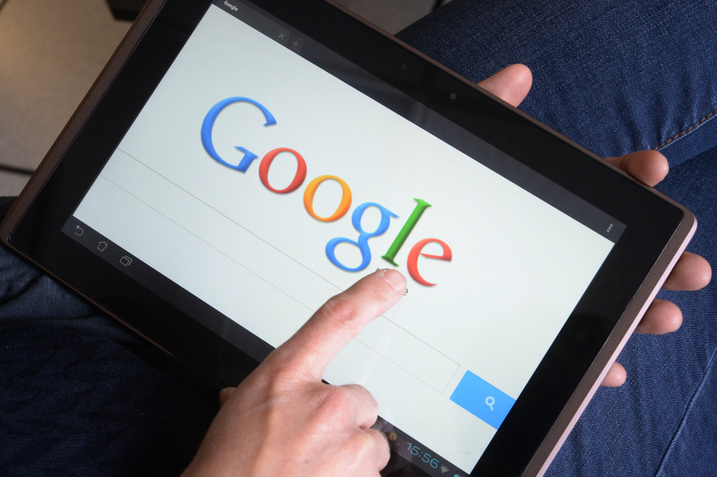 FRANCE-TELECOM-INTERNET-TAX-BUSINESS-GOOGLE