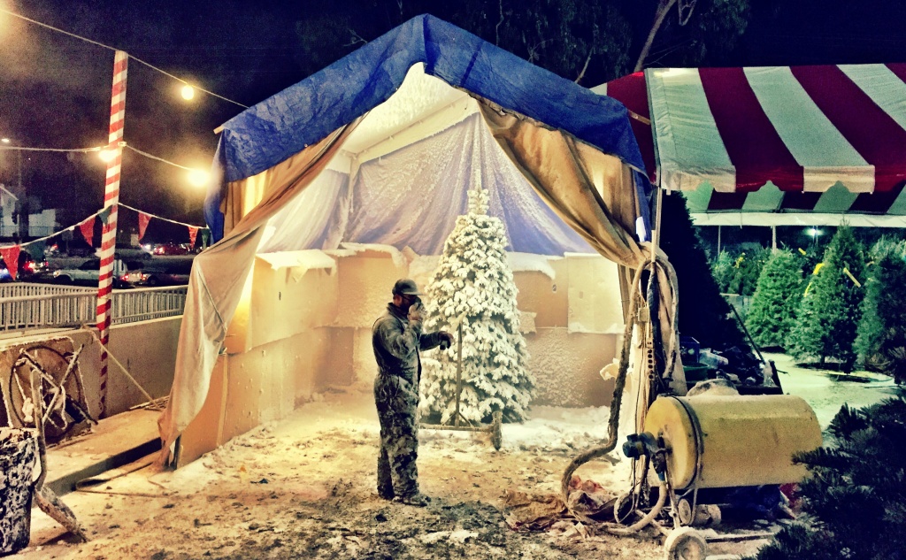 Flocking a Christmas tree in Eagle Rock, 2016. Flocking a Christmas tree in Eagle Rock, 2016.
