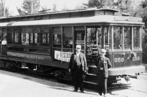 Downtown business and political leaders push to bring back L.A.'s streetcar.