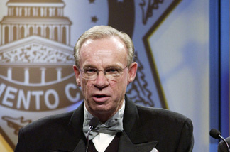 Former Orange County Assistant Sheriff Don Haidl, speaking at an event at Disneyland in 2003.
