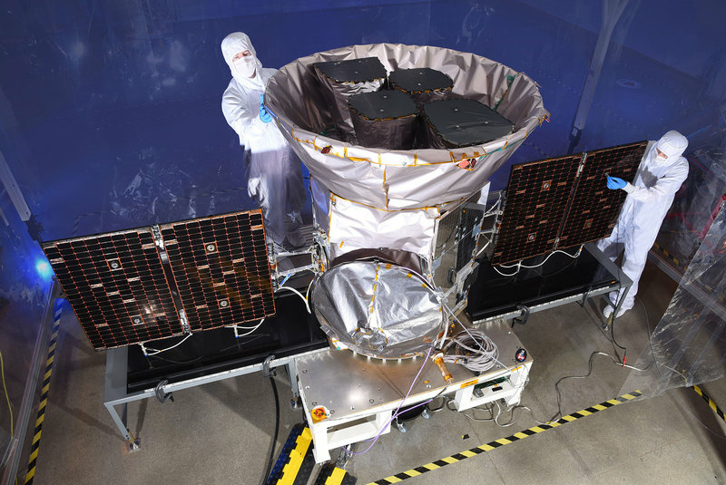 tess-2_custom-ff0ced9a592388179796cc7cd4061f3a75bb3805-s800-c85.jpg Technicians help prepare the spacecraft for its mission. TESS is the next step in the search for planets outside of our solar system, including those that could support life.