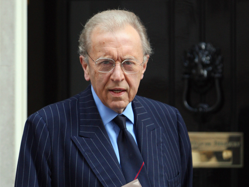 Sir David Frost arrives at London's Downing Street in April 2009.