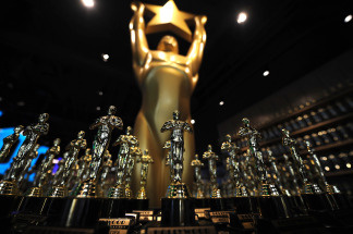 Replicas of Oscars' statues are on display in a shop in front of the Kodak Theater in Hollywood, California on March 1, 2010. the 82nd Academy Awards ceremony will take place at the Kodak Theater next March 7.