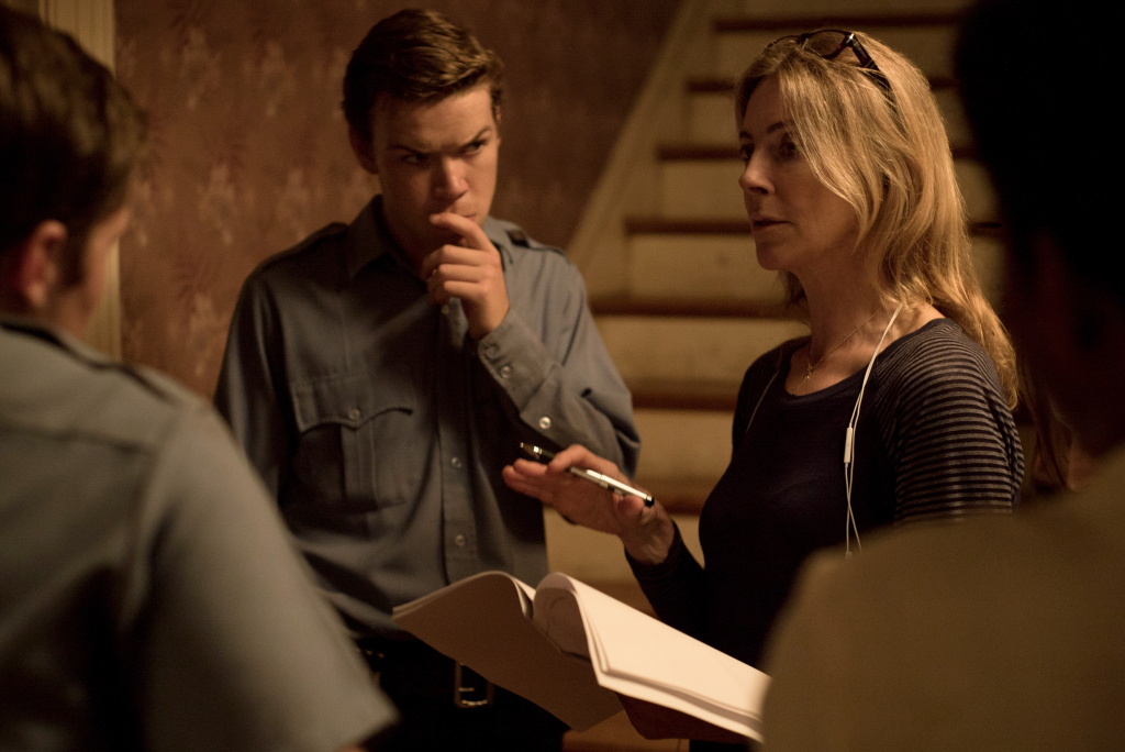 Detroit Will Poulter and director Kathryn Bigelow on the set of