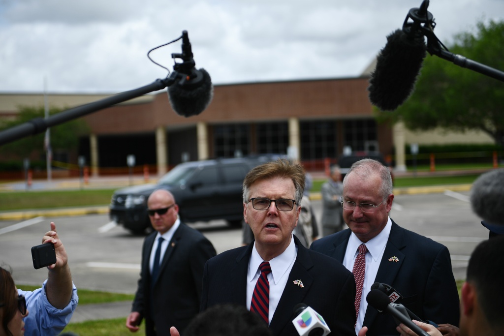 US-CRIME-TEXAS-SCHOOL-SHOOTING Texas Lieutenant Governor Dan Patrick speaks to the press on the grounds of Santa Fe High School on May, 20, 2018, in Santa Fe, Texas.