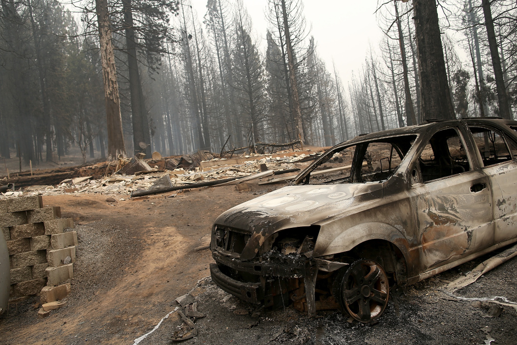 Slideshow King Fire Crews keep wildfire in check despite winds 89.3