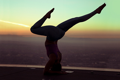 OUE Skyspace LA - Yoga in the Sky