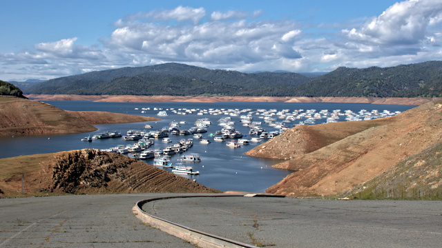 California Report Lake Oroville, the largest reservoir in the State Water Project and the second-biggest in California after Lake Shasta, was at 50 percent of capacity on April 5, 2014.