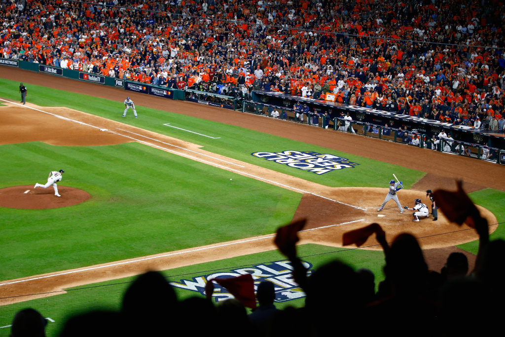 World Series - Los Angeles Dodgers v Houston Astros - Game Three HOUSTON, TX - OCTOBER 27: Brad Peacock #41 of the Houston Astros throws a pitch during the eighth inning against the Los Angeles Dodgers in game three of the 2017 World Series at Minute Maid Park on October 27, 2017 in Houston, Texas. (Photo by Jamie Squire/Getty Images)