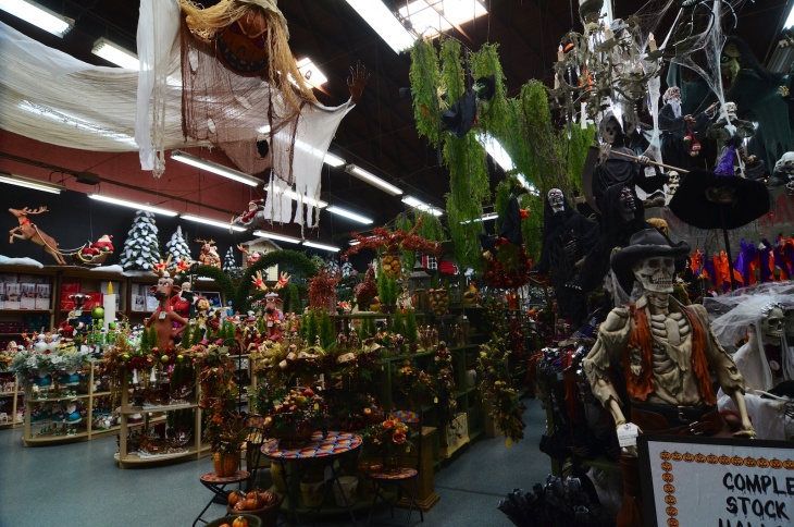 Christmas creep: Holiday arrives before Halloween at some SoCal stores
