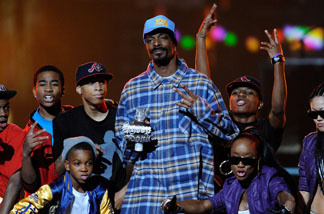 Rapper Snoop Dogg performs onstage during Spike TV's 7th Annual Video Game Awards at the Nokia Event Deck at LA Live on December 12, 2009 in Los Angeles, California.