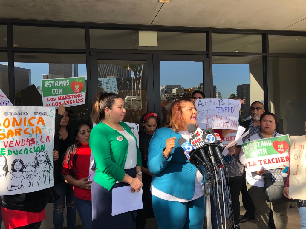 LAUSD strike UTLA reps announce the start date for the teacher's strike will get pushed back from Thursday to Monday.