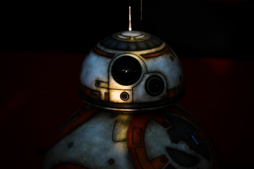 CHINA-US-ENTERTAINMENT-STAR WARS Star Wars droid character BB-8 poses at the red carpet for the Chinese premiere of 'Star Wars: The Last Jedi' in Shanghai on December 20, 2017.