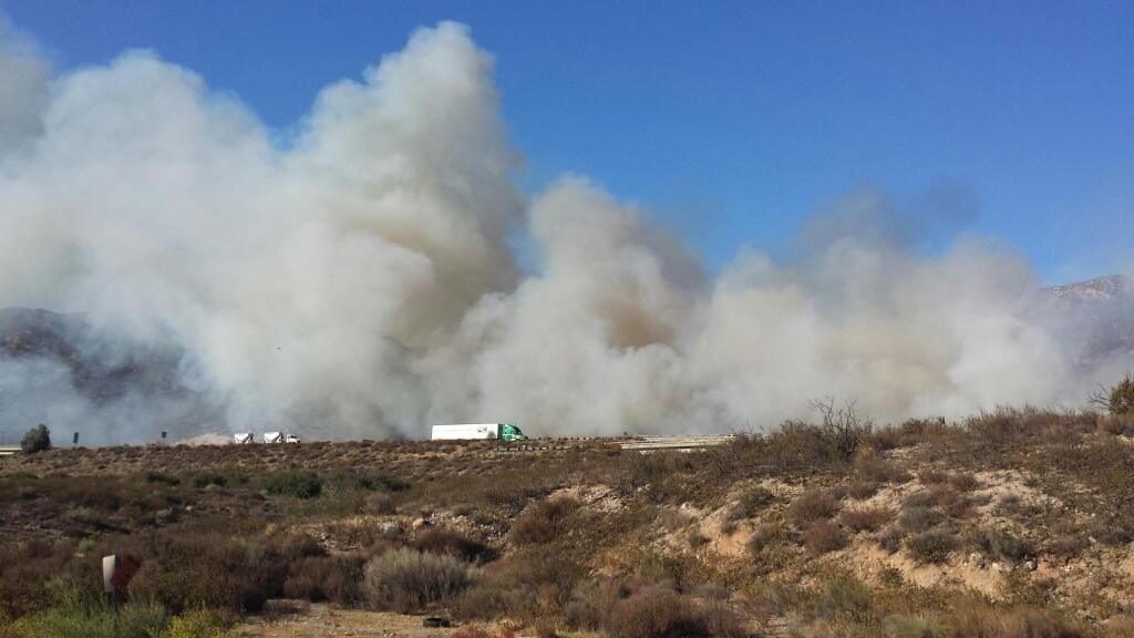 Cajon Pass fire Lanes of I15, Highway 138 reopen; containment at 45