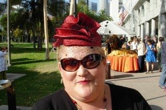 Mercer 5291 Christine Deaver and her hat