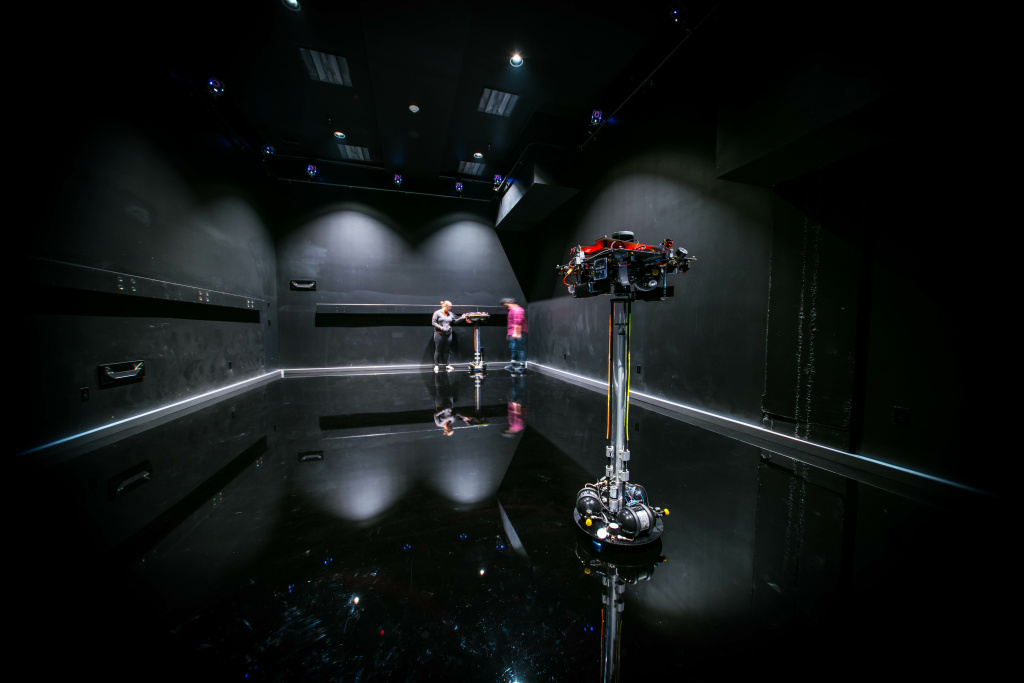 Frictionless floor in Caltech's Space Robotics Lab Frictionless floor in Caltech's Space Robotics Lab